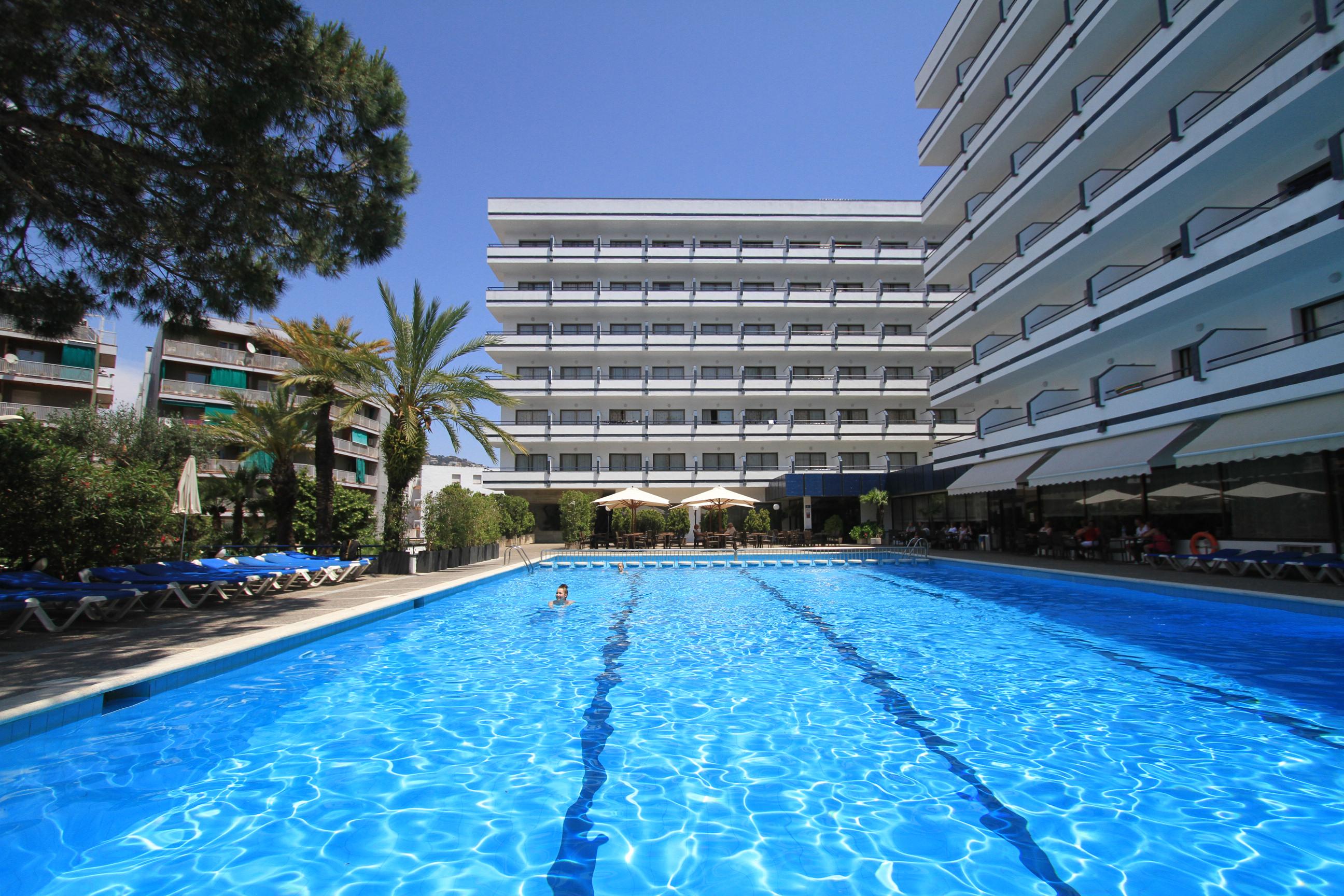 Hotel Gran Garbi & Aquasplash Lloret de Mar Ngoại thất bức ảnh